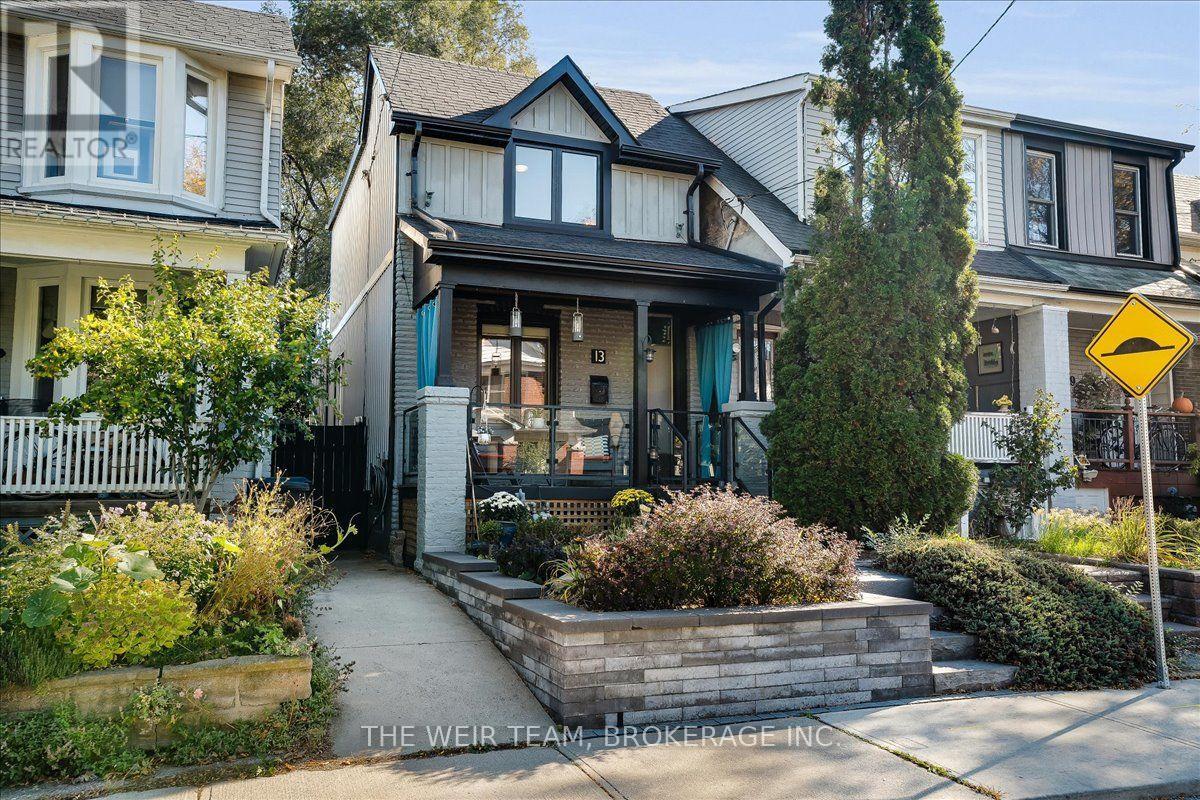 Photo of 13 Amroth Avenue