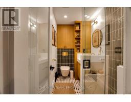 13 Amroth Avenue, Toronto, ON M4C4H3 Photo 16