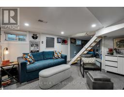 13 Amroth Avenue, Toronto, ON M4C4H3 Photo 17