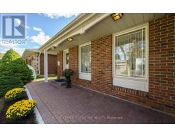 Laundry room - 29 Fluellen Drive, Toronto, ON M1W2B2 Photo 6