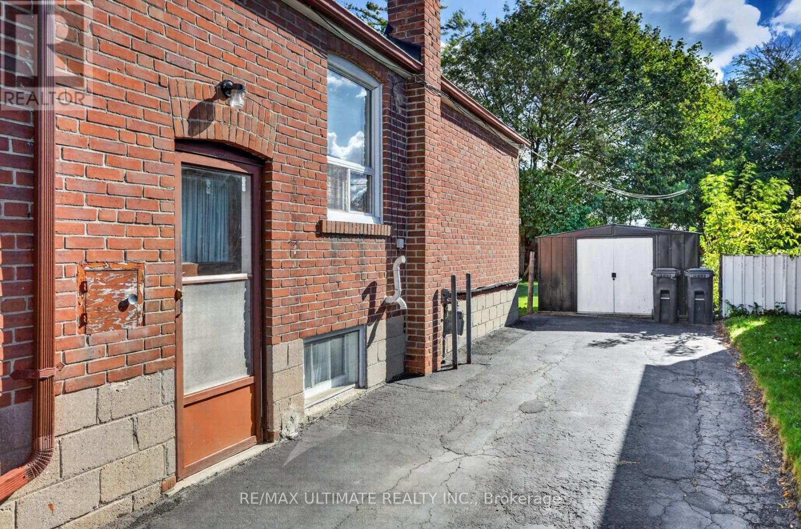 85 Roebuck Drive, Toronto, ON photo 35