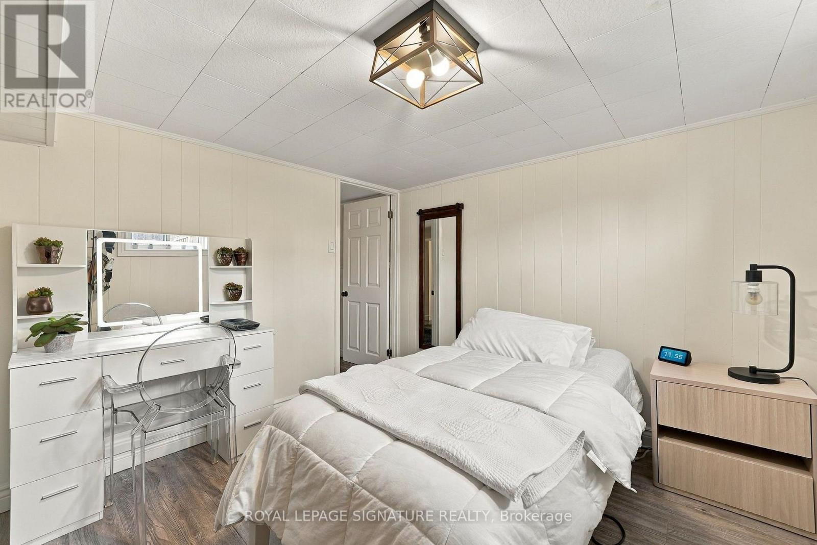 95 LAUREL AVENUE - 31