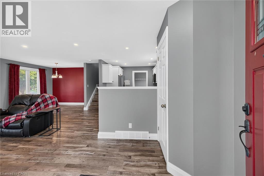 1 Woodfield Avenue — photo 7