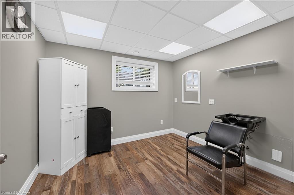 1 Woodfield Avenue — photo 40