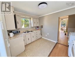 29 Essex Street, Sydney, NS B1P1C5 Photo 7