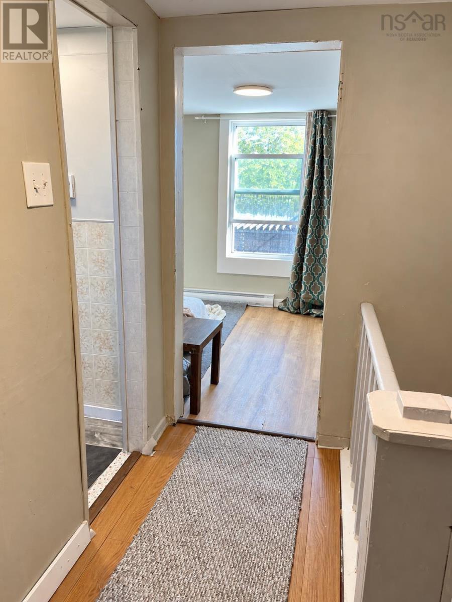 Property 8 of 14 of 29 Essex Street