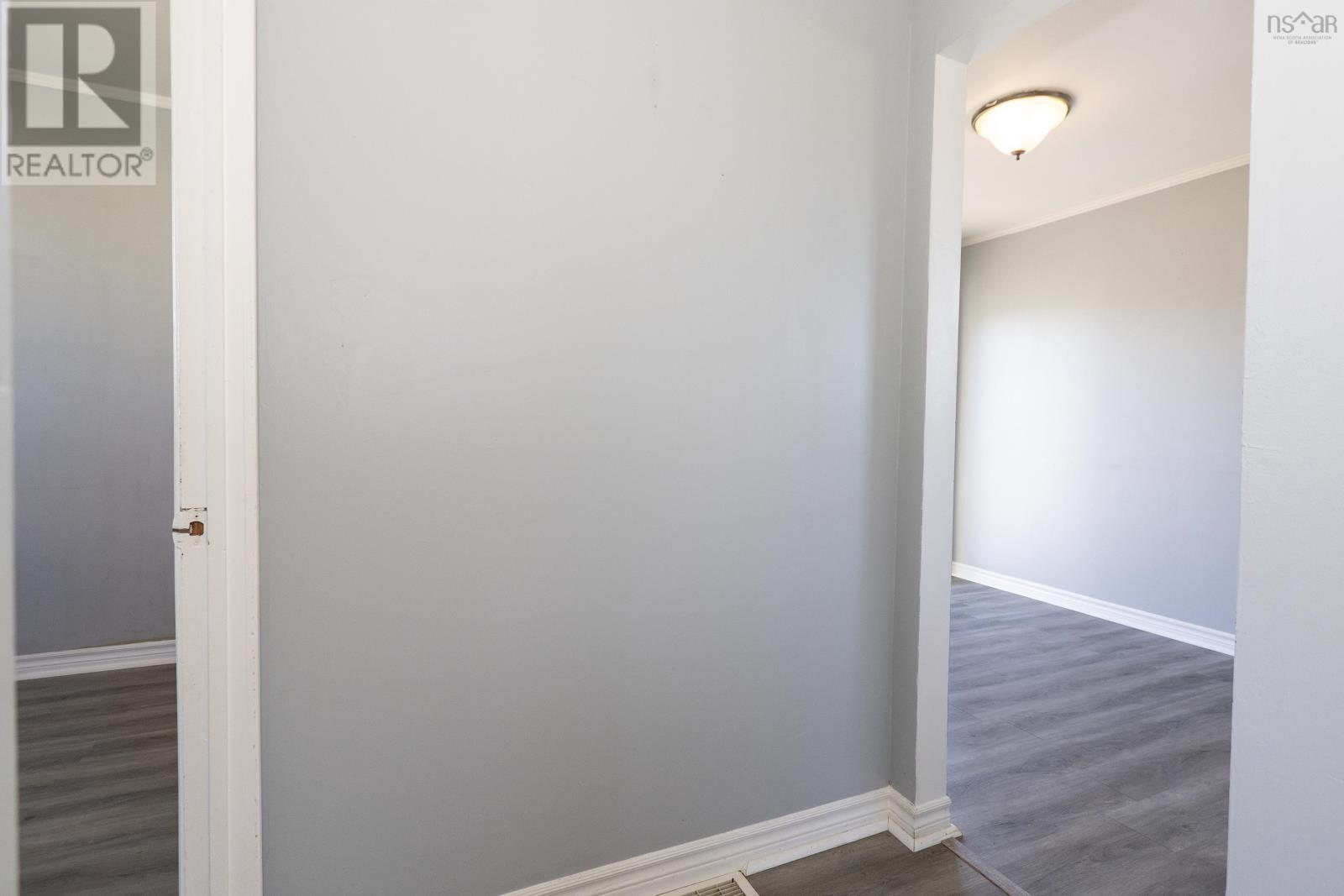 Property 22 of 44 of 20 Dickey Street