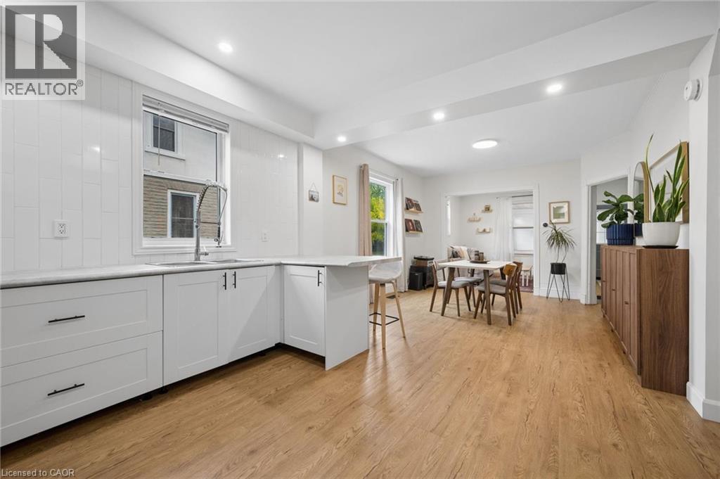 29 Victoria Avenue — photo 16