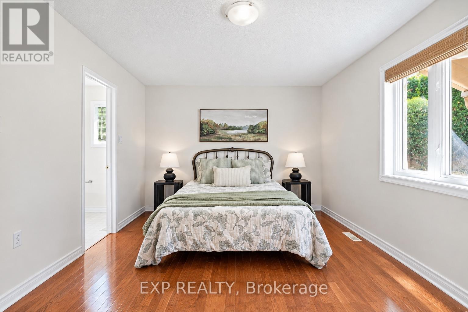2434 Ralph Street, Innisfil, ON photo 10