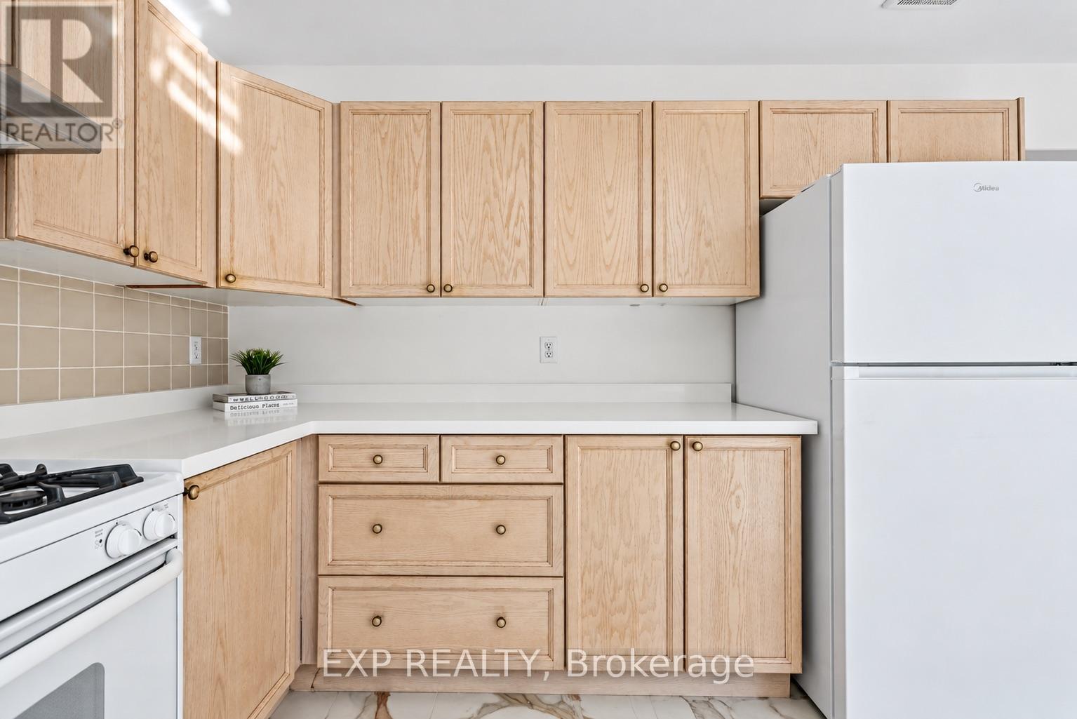 2434 Ralph Street, Innisfil, ON photo 13