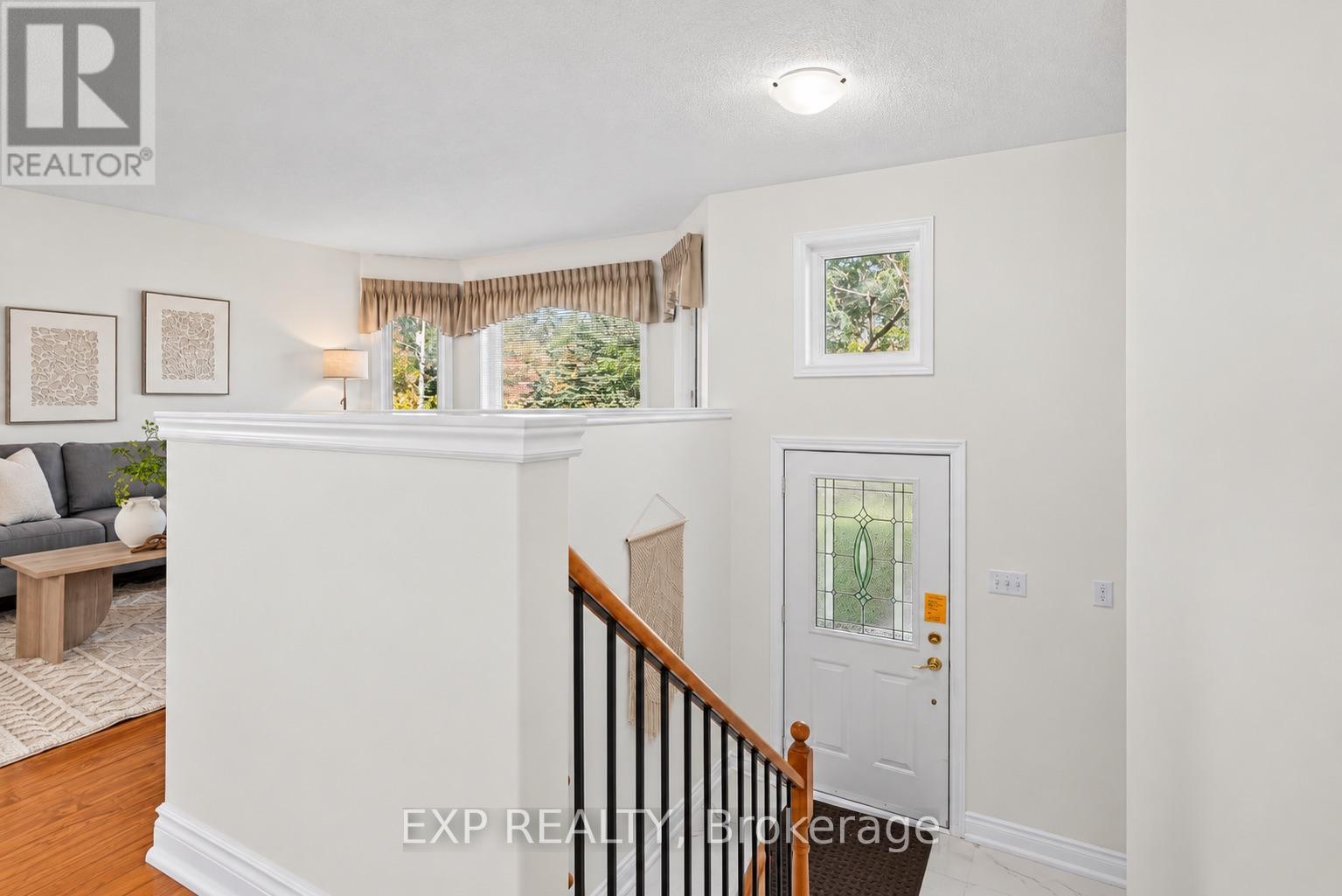 2434 Ralph Street, Innisfil, ON photo 2