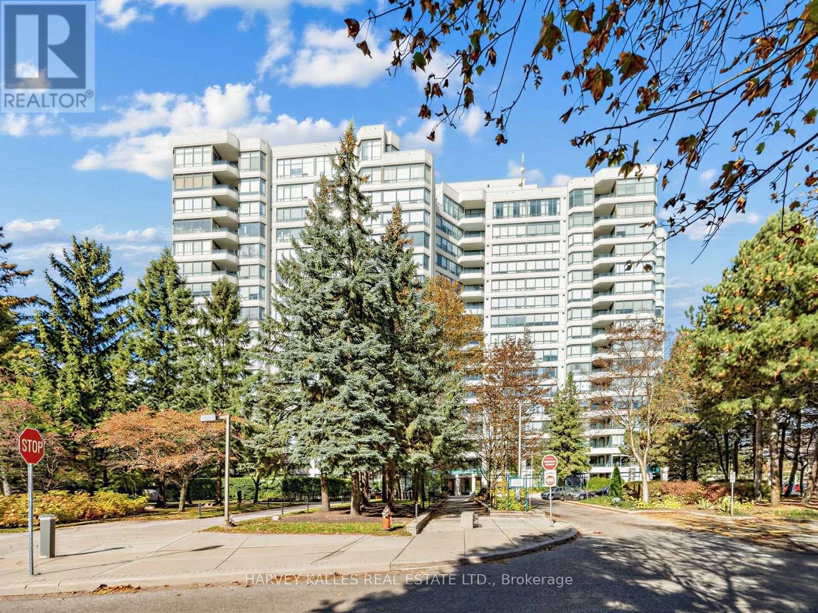 120 Promenade Circle