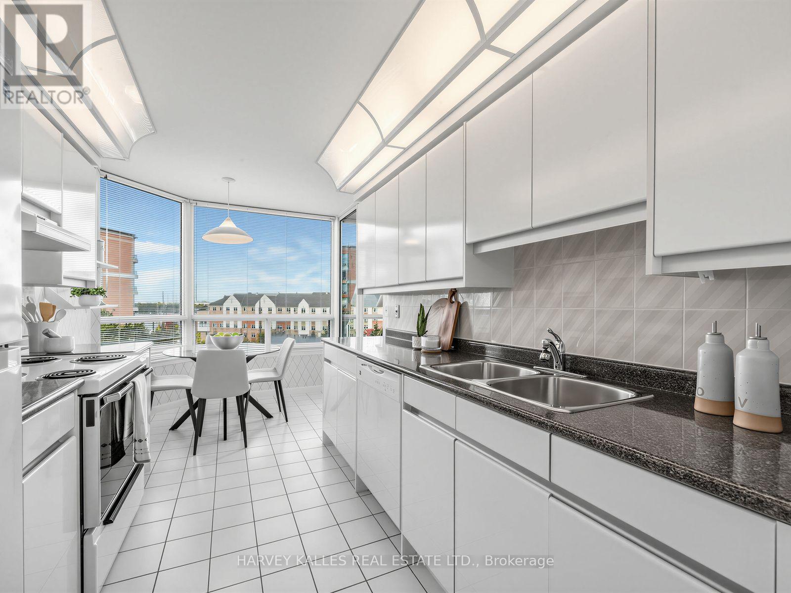 707- 120 Promenade Circle, Vaughan, ON photo 19
