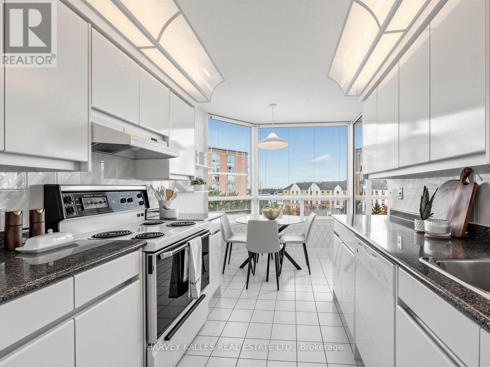 707- 120 Promenade Circle, Vaughan, ON photo 20