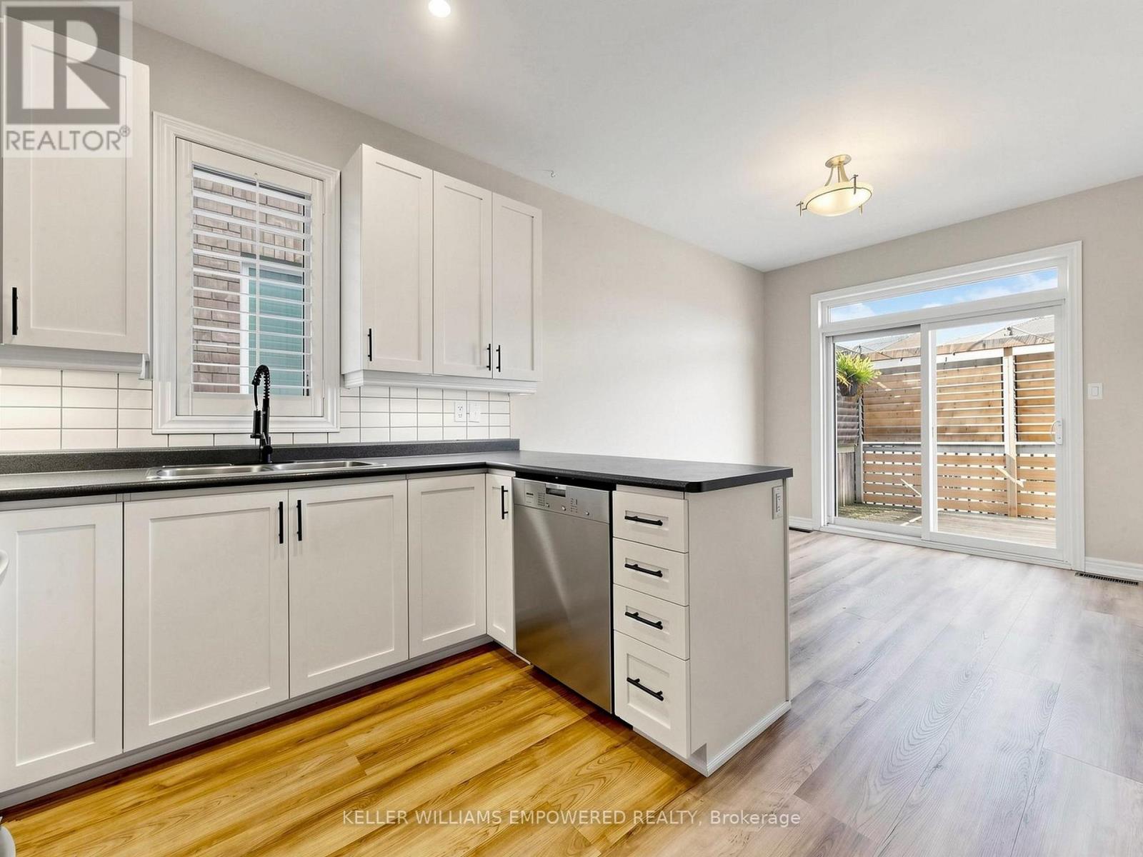 18 DON ROSE BOULEVARD - 13