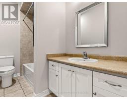 18 Don Rose Boulevard, East Gwillimbury, ON L0G1M0 Photo 31