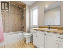 18 Don Rose Boulevard, East Gwillimbury, ON L0G1M0 Photo 40