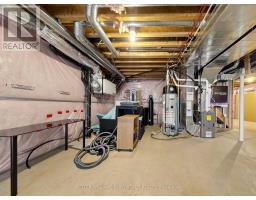 18 Don Rose Boulevard, East Gwillimbury, ON L0G1M0 Photo 44