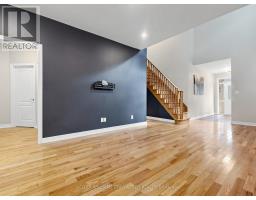 18 Don Rose Boulevard, East Gwillimbury, ON L0G1M0 Photo 9