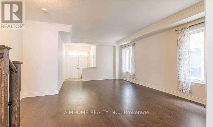 69 Walter Tunny Crescent — photo 2