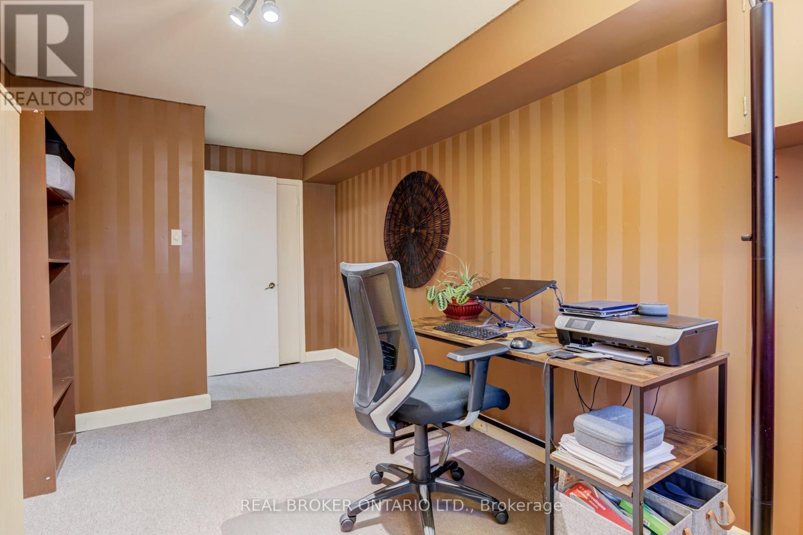 82 TECUMSETH DRIVE - 28