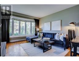82 Tecumseth Drive, Aurora, ON L4G2X4 Photo 12