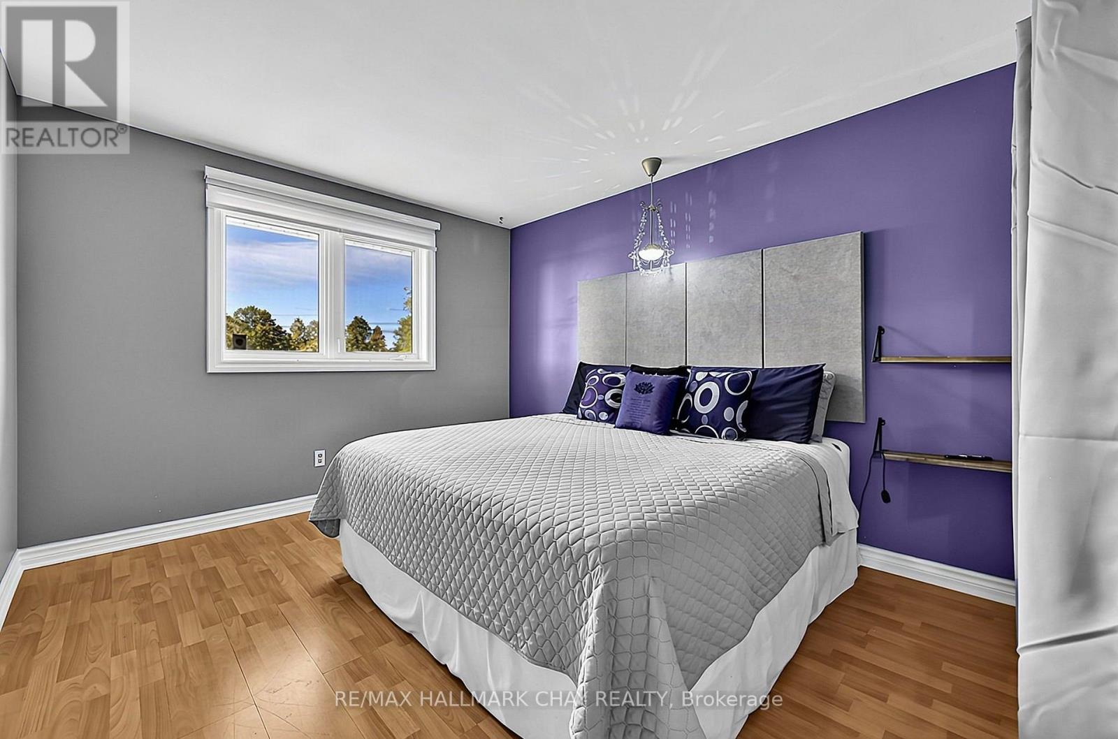 2544 TOTTENHAM ROAD - 29