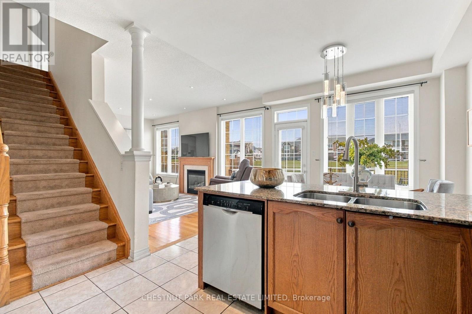 57 James Joyce Drive, Markham, ON photo 9