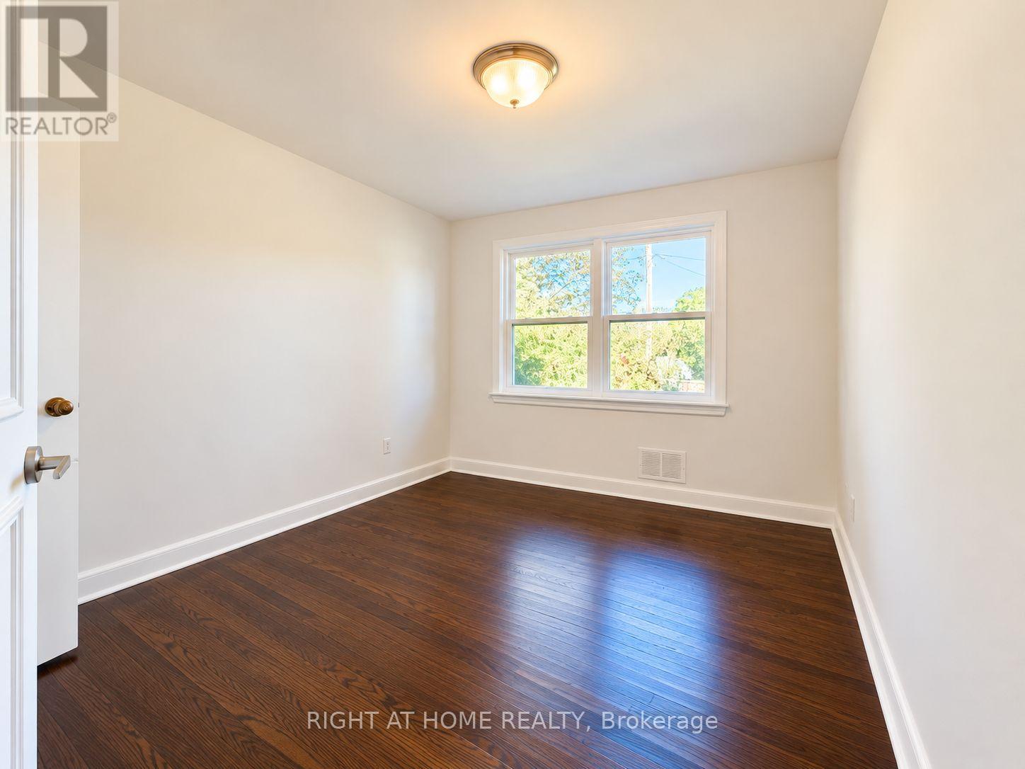 72 Monkswood Crescent — photo 19
