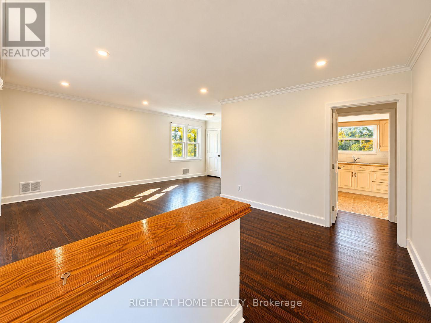 72 Monkswood Crescent — photo 8