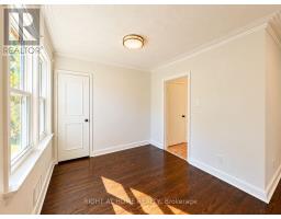 Main Floor - 72 Monkswood Crescent, Newmarket, ON L3Y2K1 Photo 17