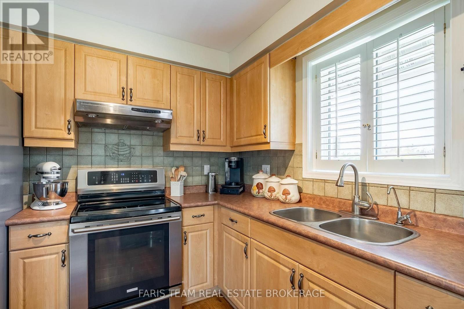 59 Carter Crescent, Orillia, ON photo 5