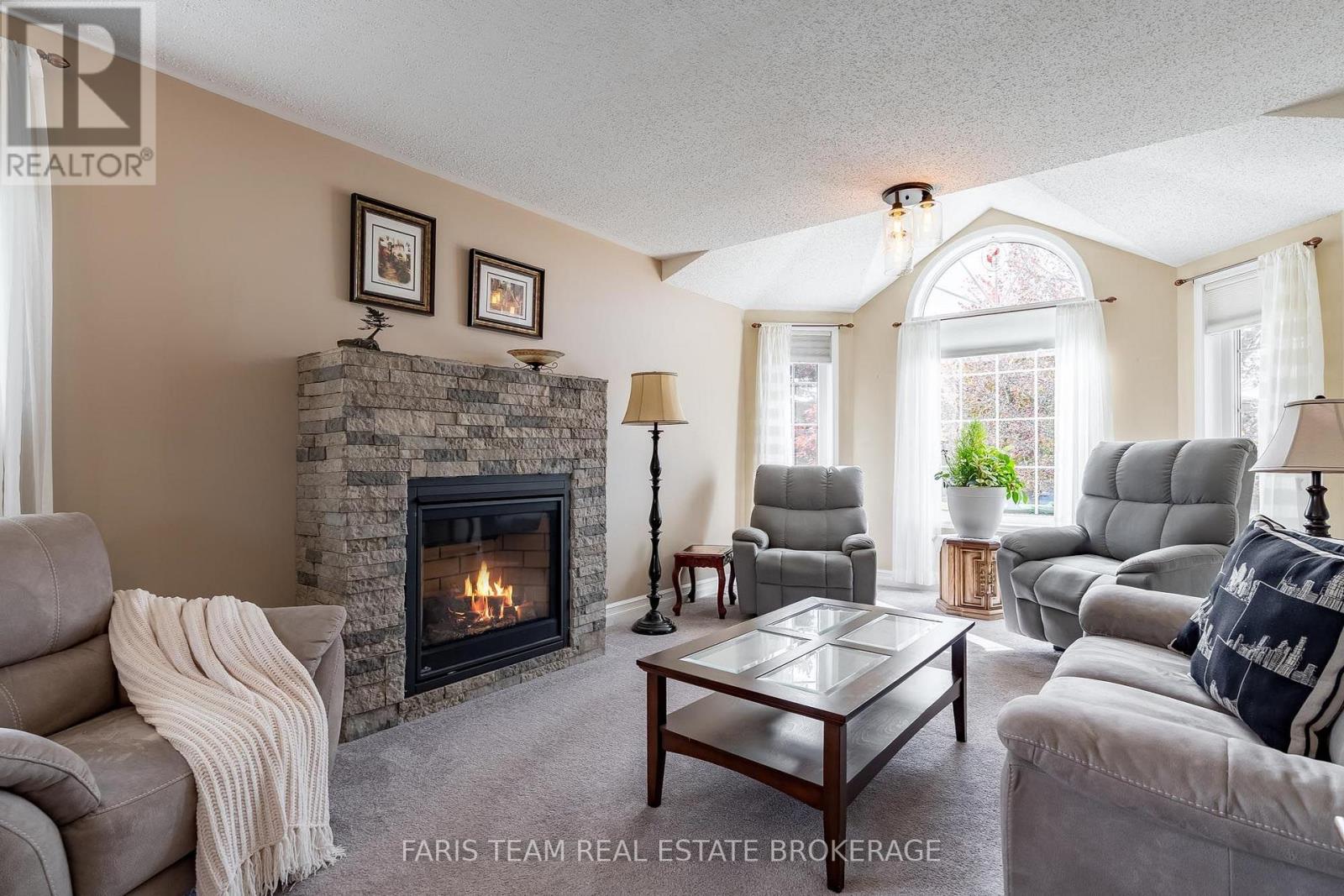 59 Carter Crescent, Orillia, ON photo 8