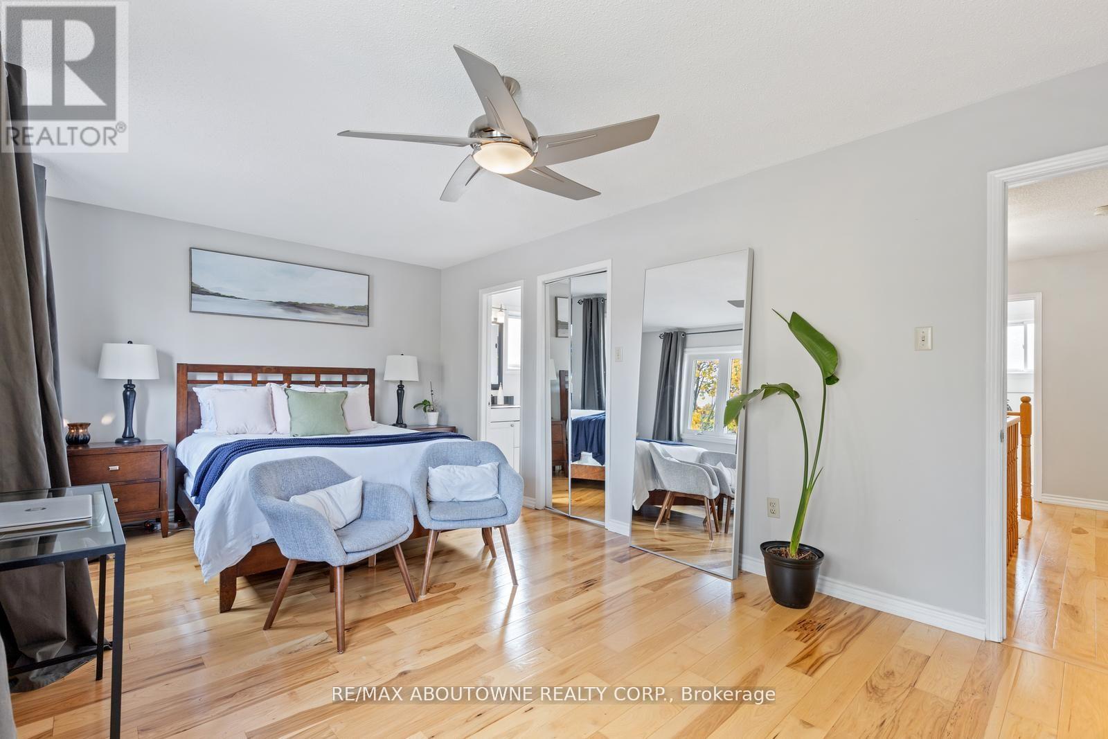 467 HEDGEROW LANE - 17