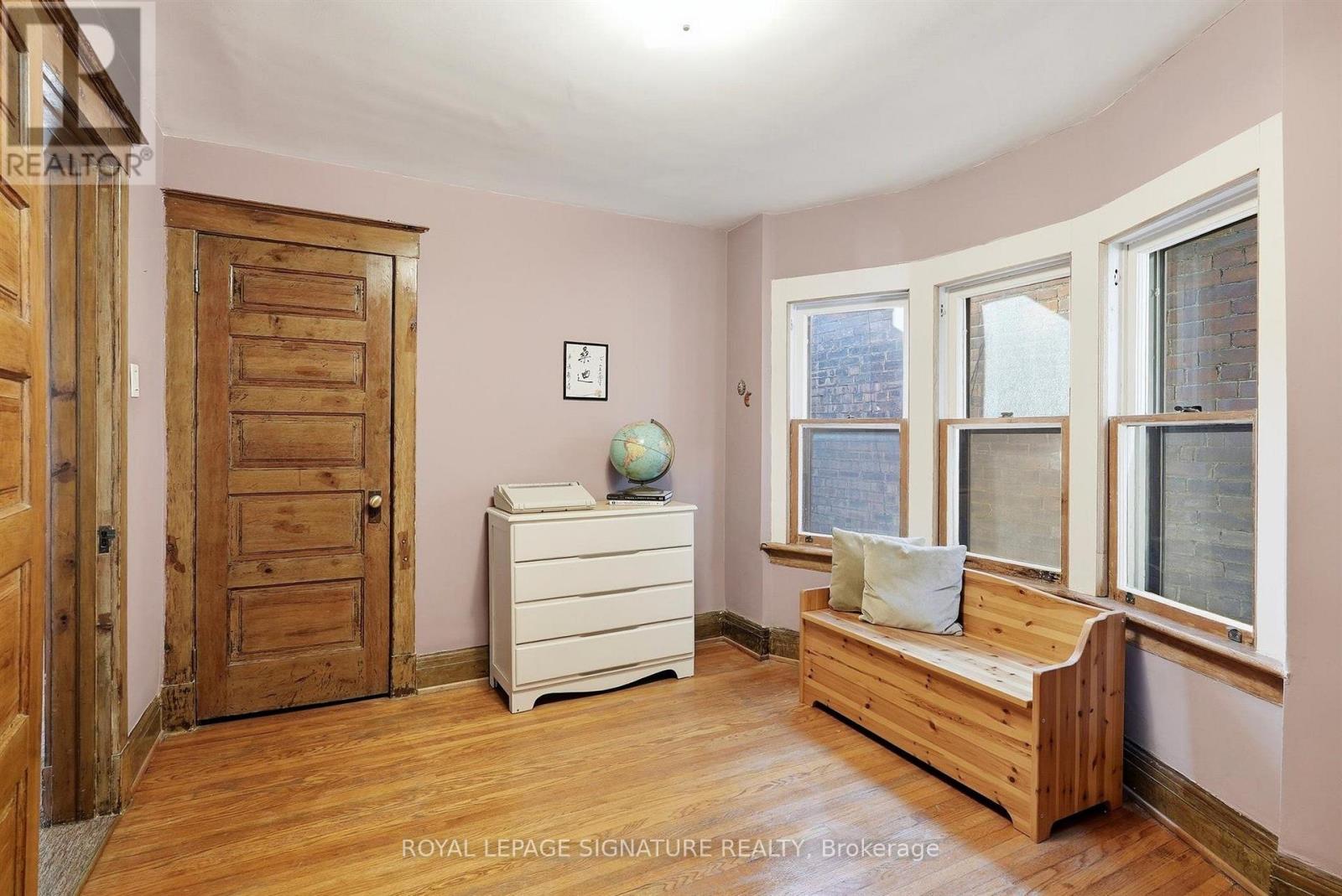 7 Geoffrey Street, Toronto, ON photo 32