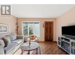7 Geoffrey Street, Toronto, ON M6R1P2 Photo 18