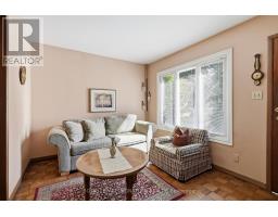 7 Geoffrey Street, Toronto, ON M6R1P2 Photo 21