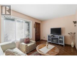 7 Geoffrey Street, Toronto, ON M6R1P2 Photo 22