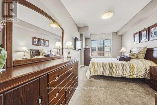202- 935 Royal York Road East, Toronto, ON photo 16