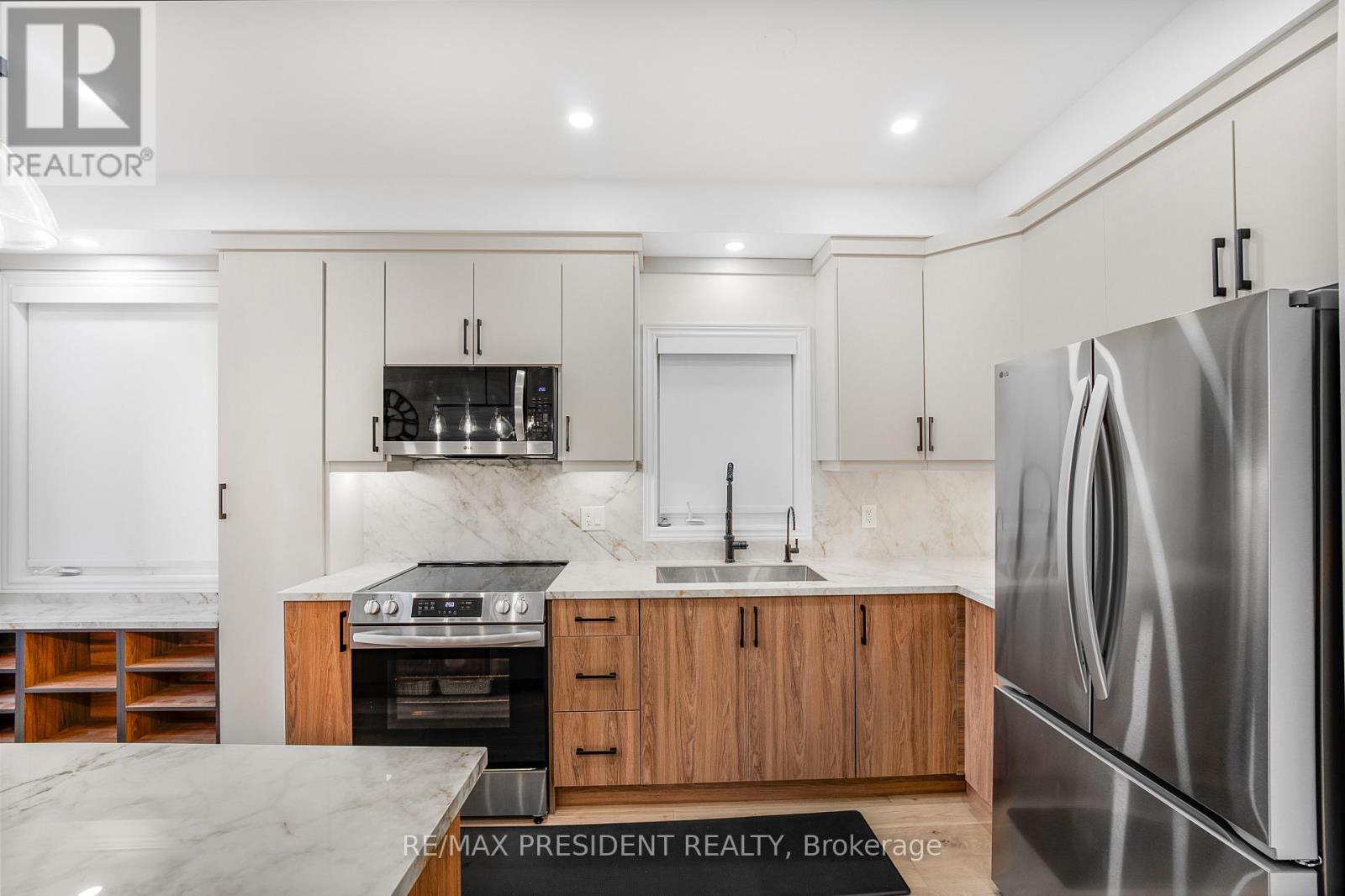 49 Campwood Crescent — photo 10
