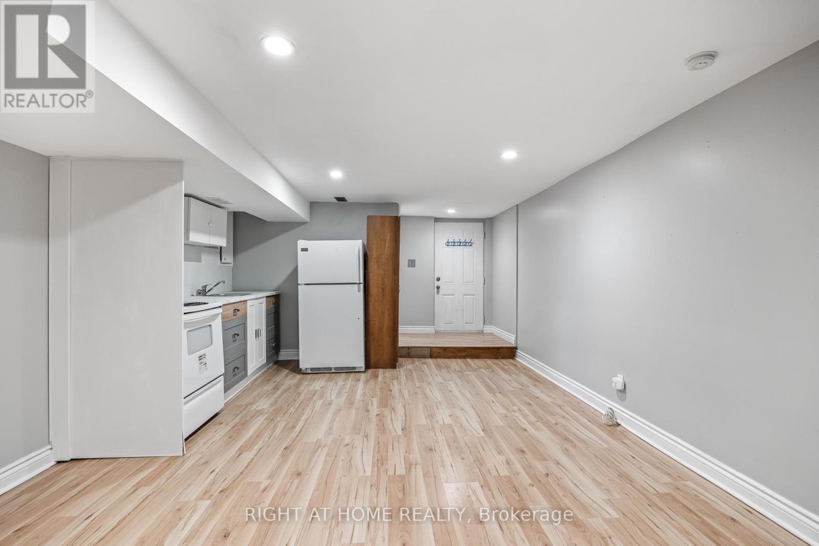 138 Osler Street, Toronto, ON photo 37