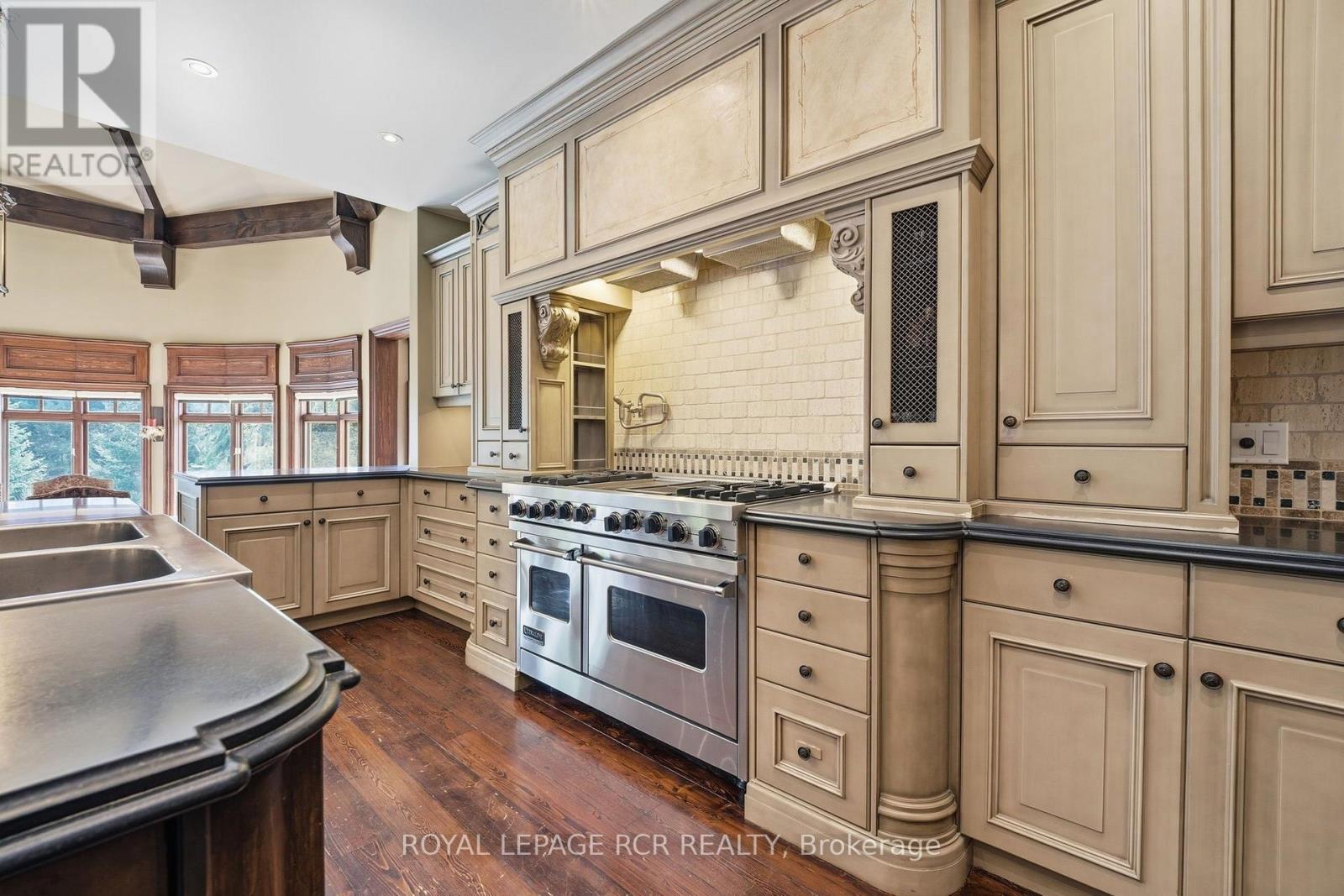 7735 Old Church Road, Caledon, ON photo 11