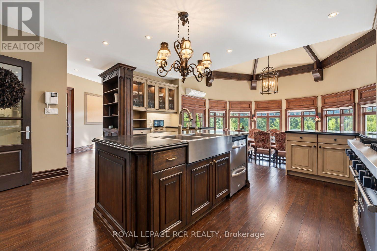 7735 Old Church Road, Caledon, ON photo 8