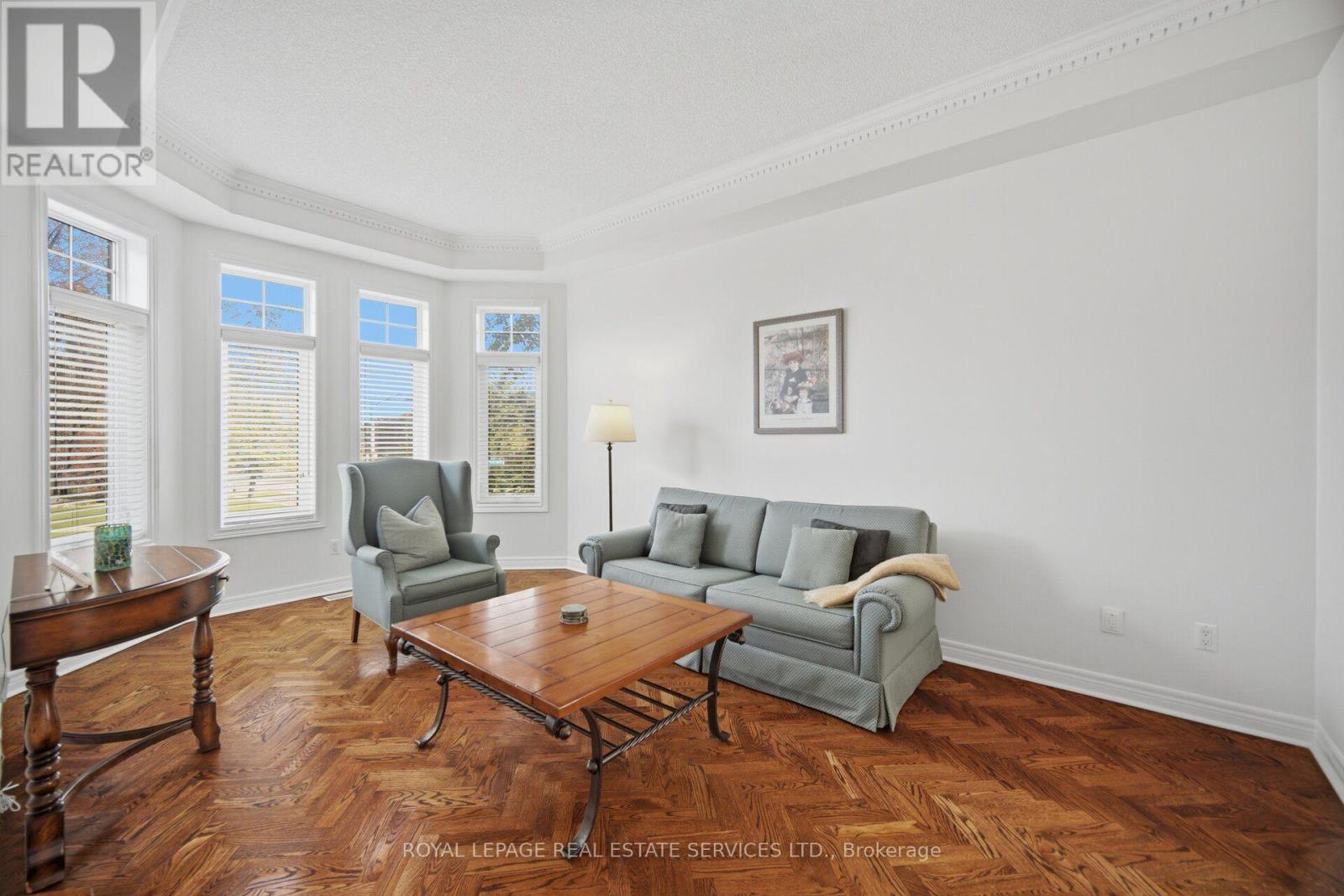 1600 Glenvista Drive, Oakville, ON photo 6
