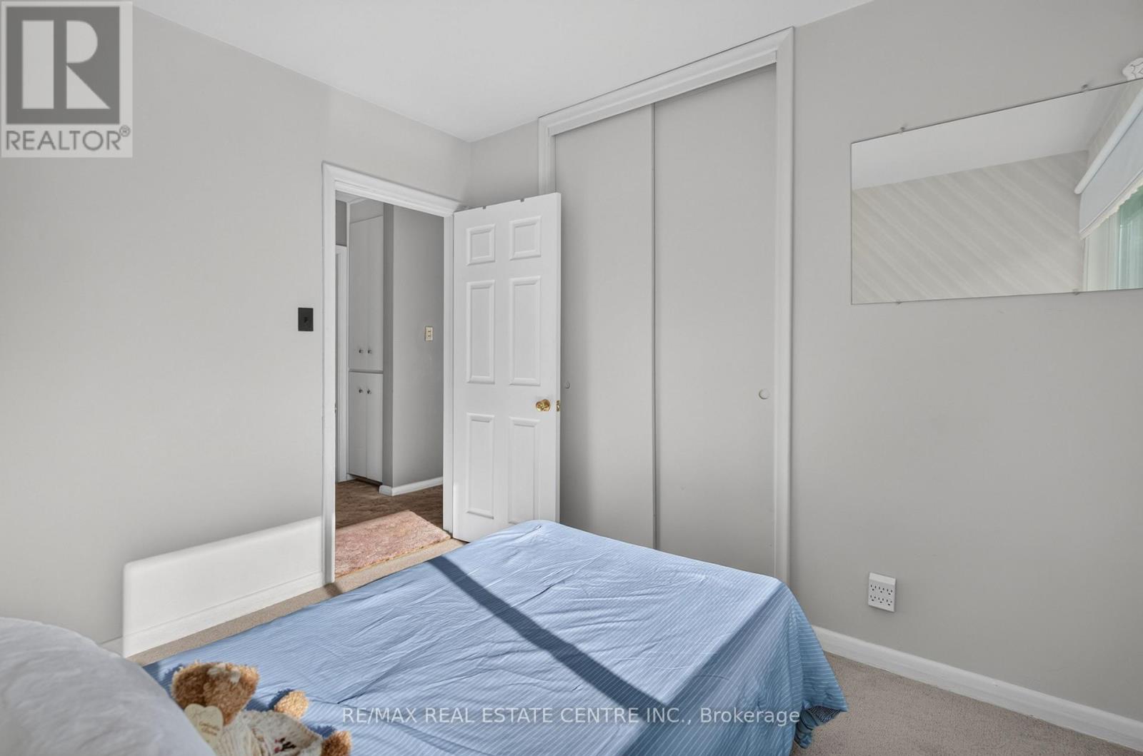226 Elmwood Crescent, Milton, ON photo 12