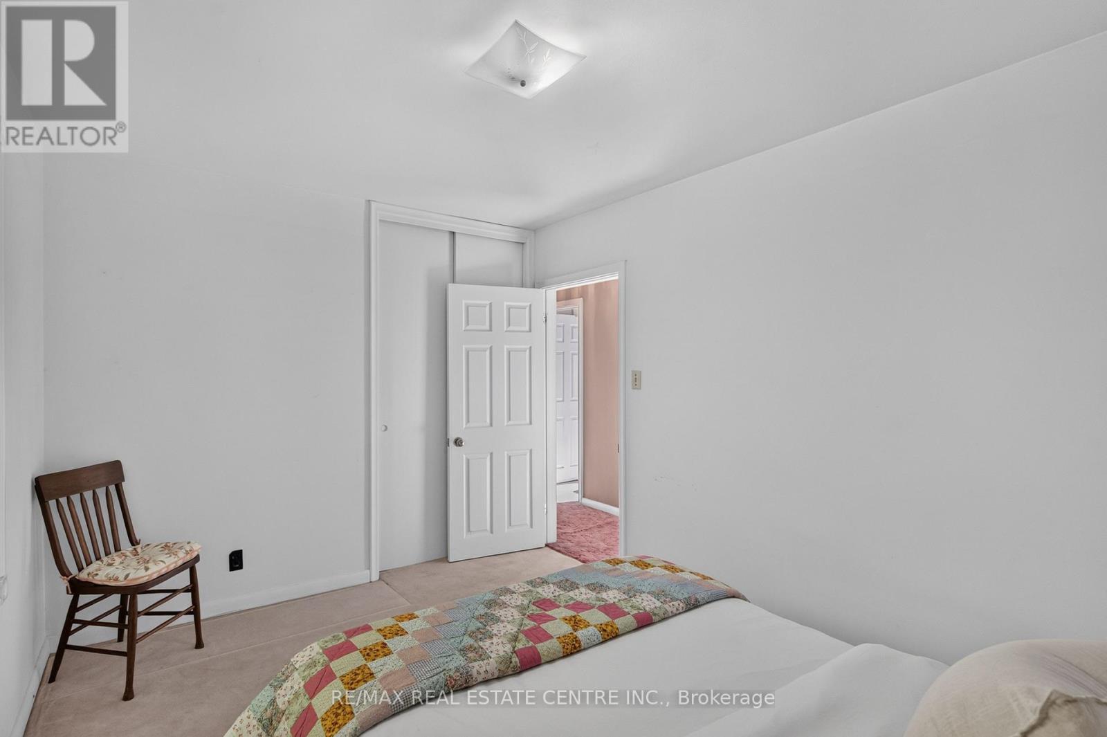 226 Elmwood Crescent, Milton, ON photo 17