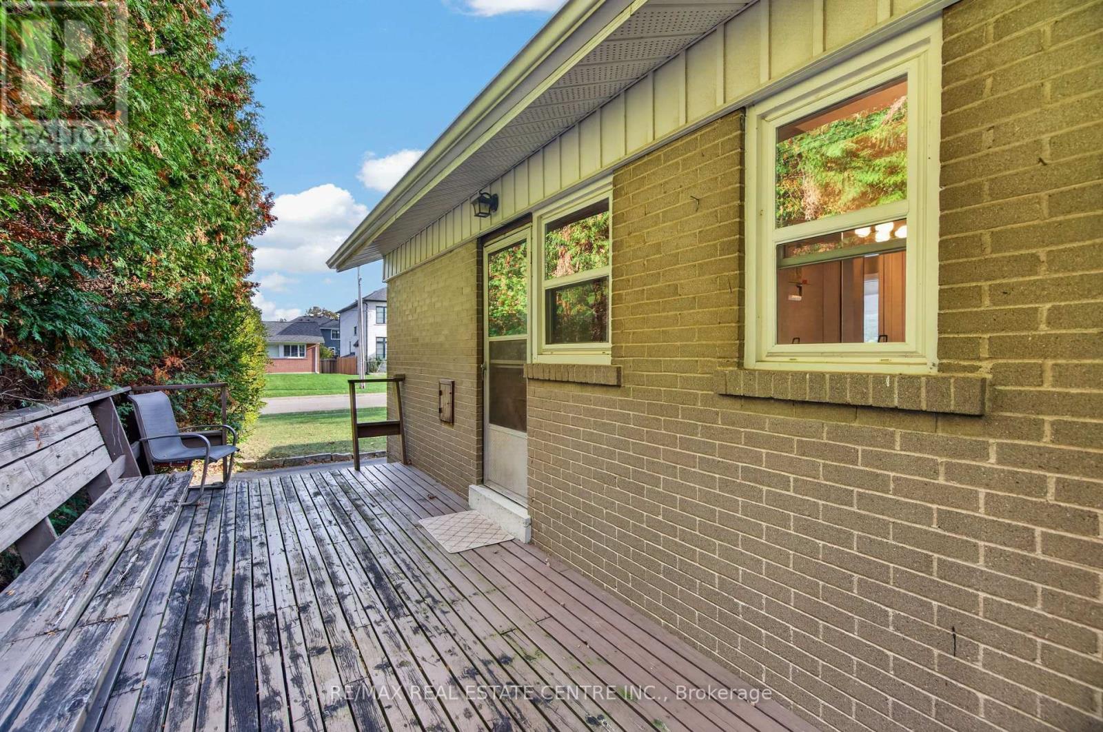 226 Elmwood Crescent, Milton, ON photo 23