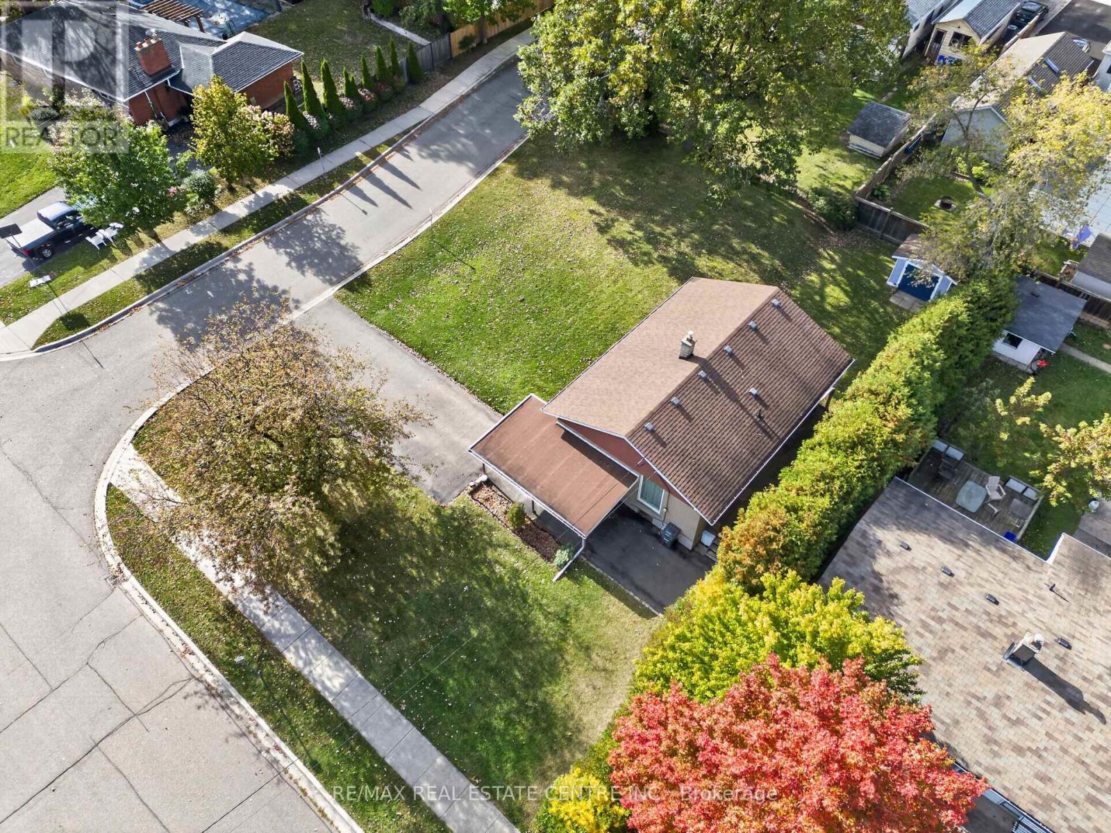 226 Elmwood Crescent, Milton, ON photo 27