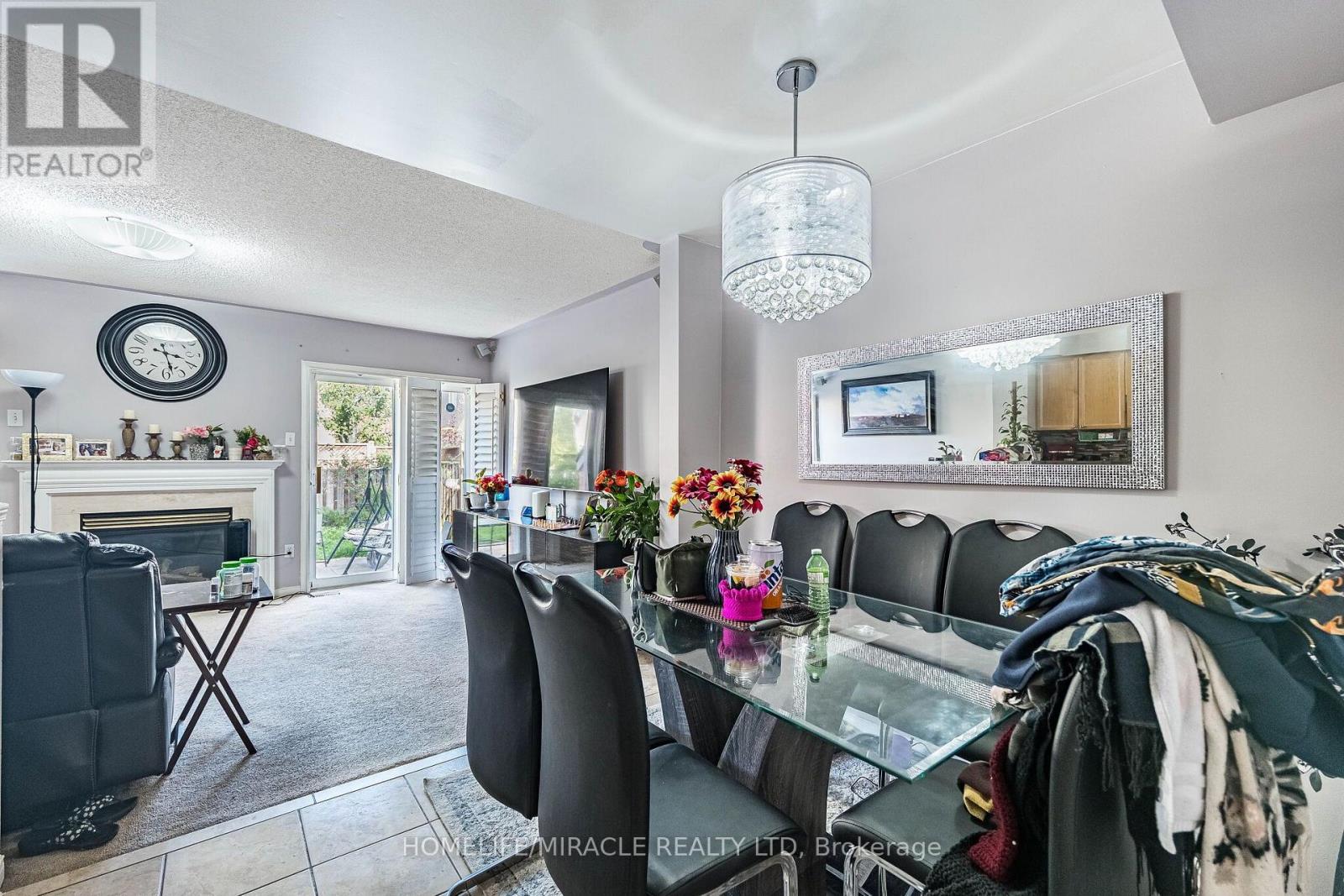 5881 Delle Donne Drive — photo 11