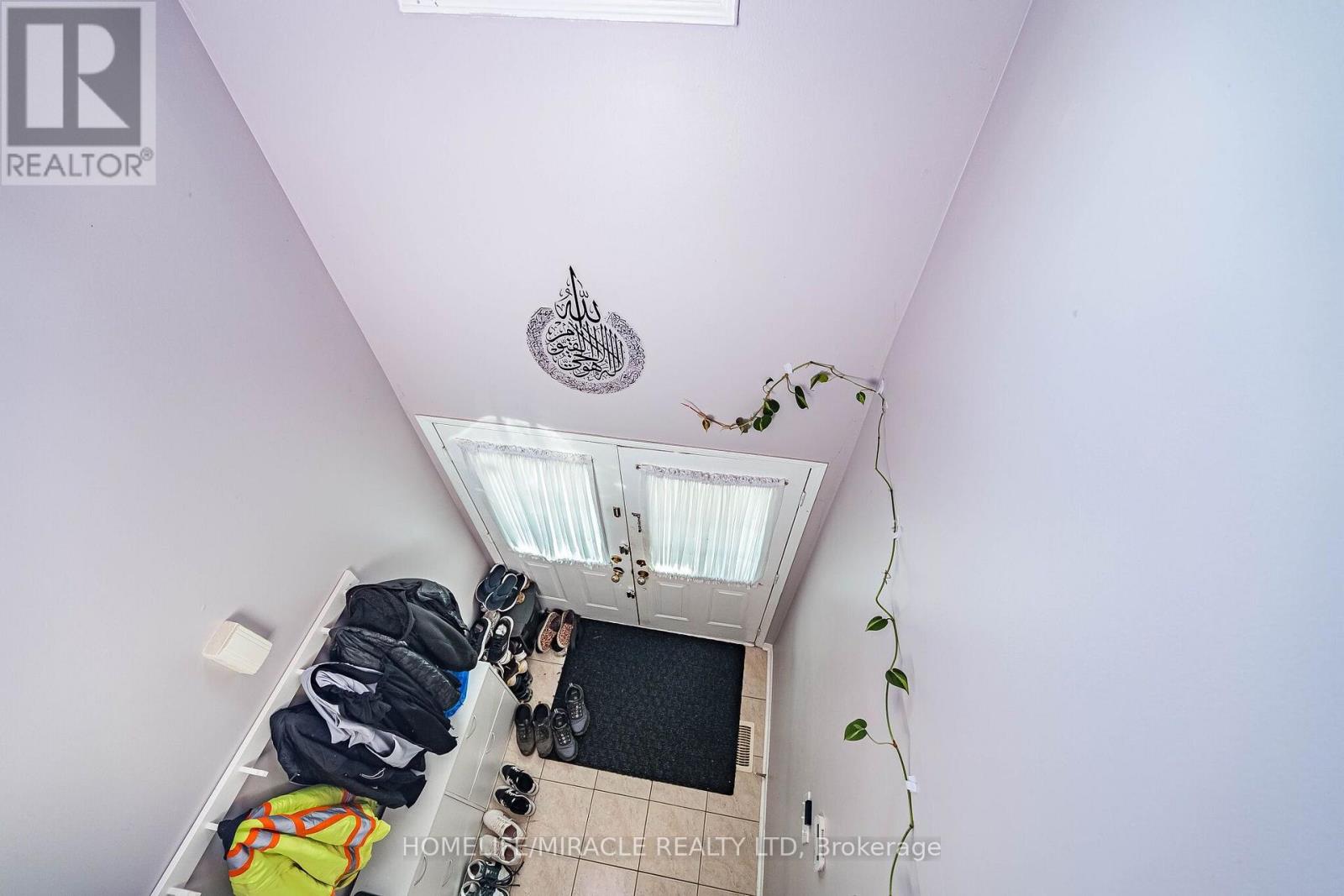 5881 Delle Donne Drive — photo 23